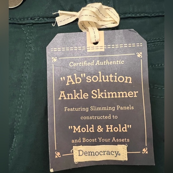 Democracy Blue Pine Ankle Skimmers Pant - Picture 6 of 9